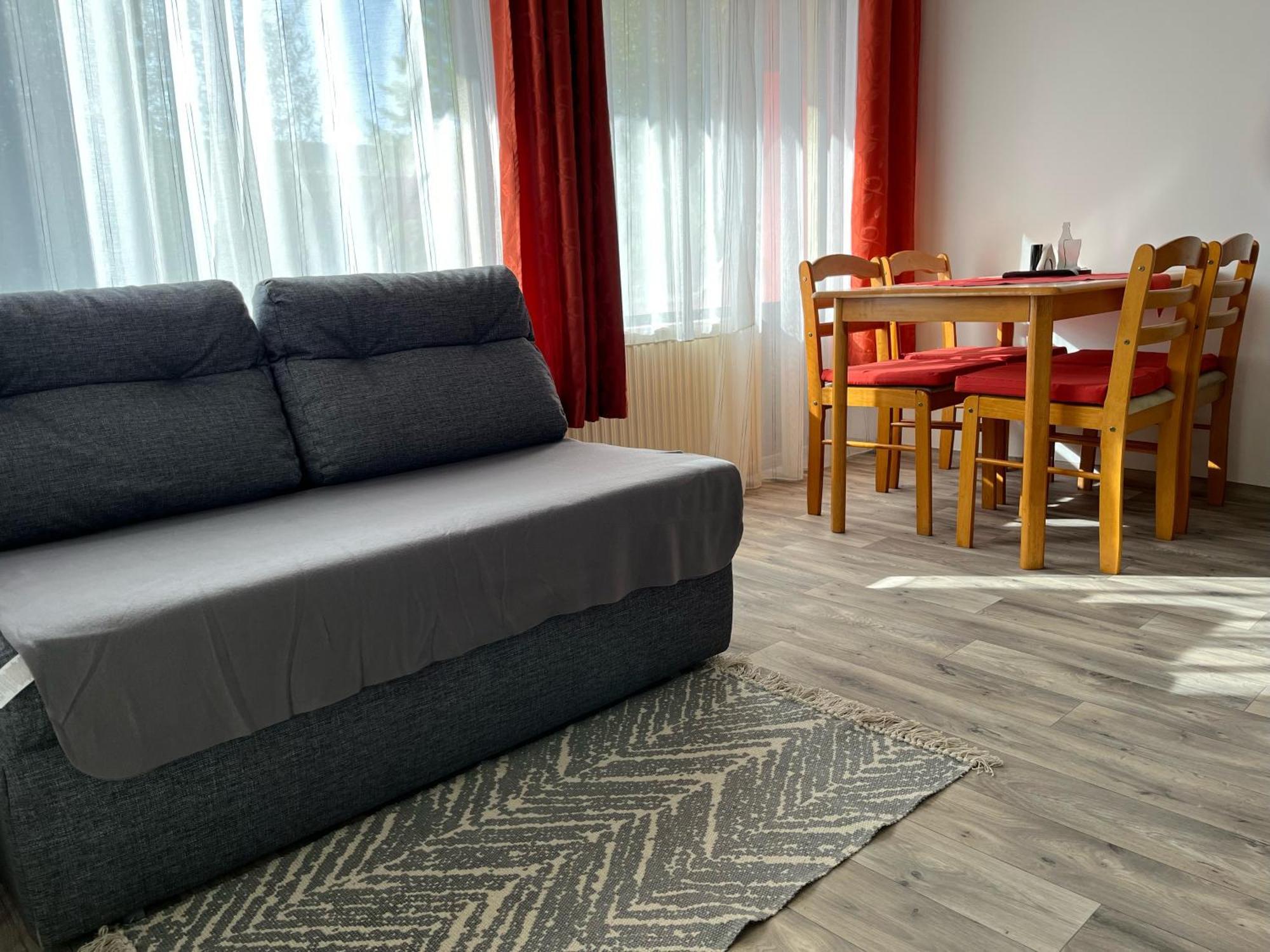 Centr00M Apartman Dunafoldvar Экстерьер фото