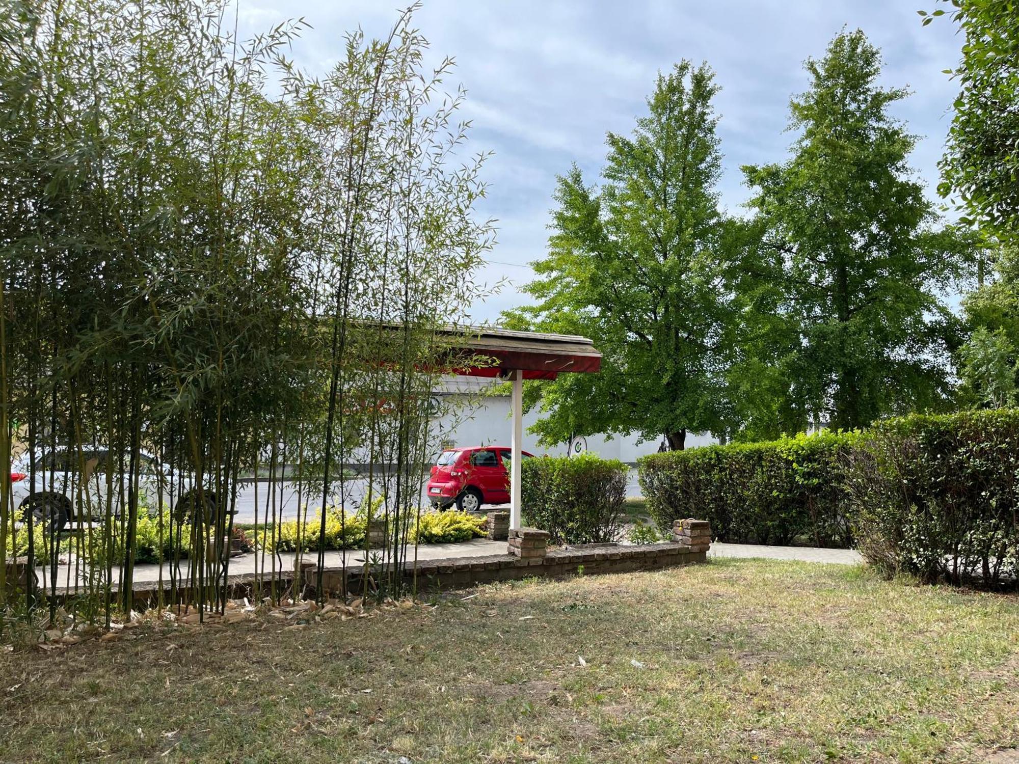 Centr00M Apartman Dunafoldvar Номер фото